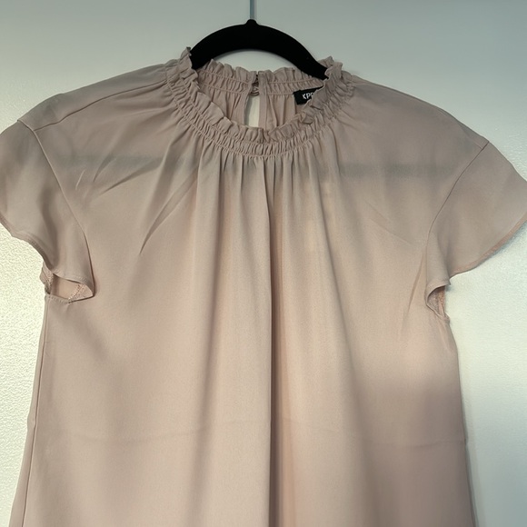 Baby Pink Express Flutter Sleeve Blouse, Small NWT - Picture 2 of 5